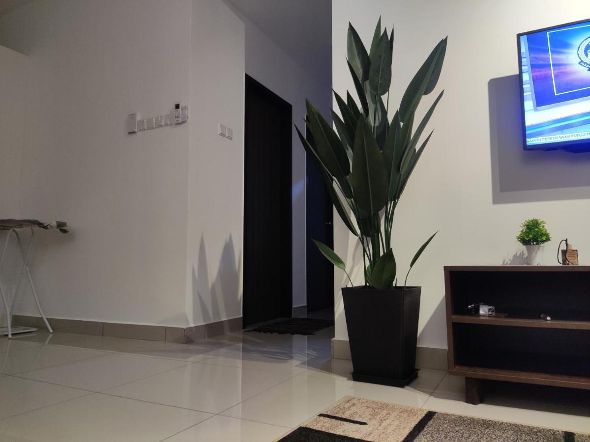 Heritage Homestay Kota Tinggi Buitenkant foto